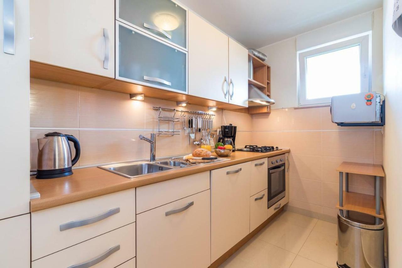 Apartment Klara Pula Luaran gambar